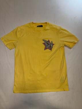 ROKUSTUDIO Men's Yellow Fearless Tour Graphic T-Shirt Size Medium